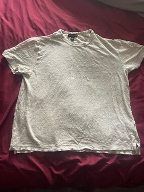 Women’s Banana Republic Large Crewneck Short-Sleeve Shirt - Oatmeal